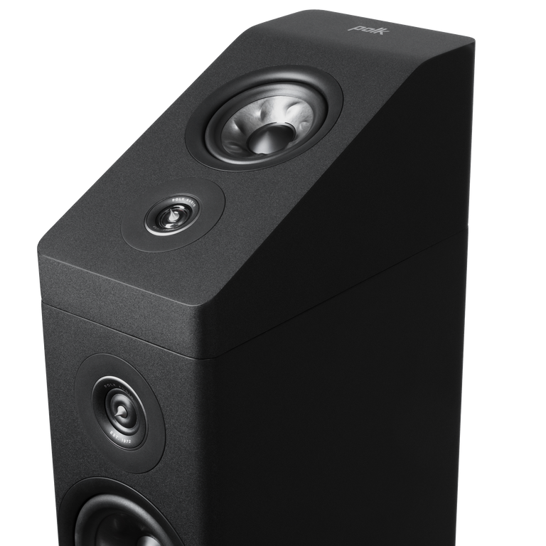 Reserve R900, Black, dynamic